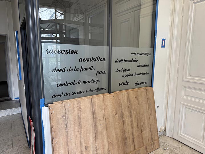 Vitrophanie &agrave; Lille